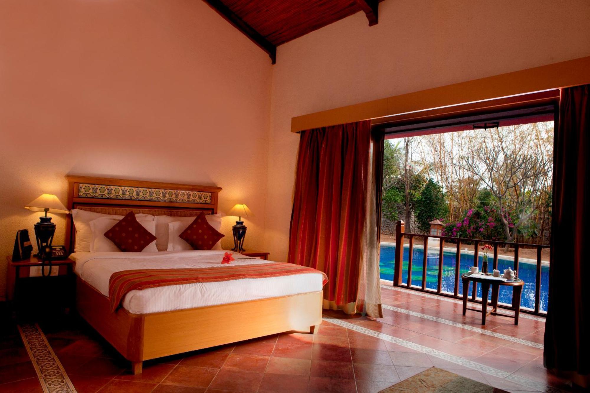 Lagoon Bay Hotel At Leonia Secundurabad 外观 照片